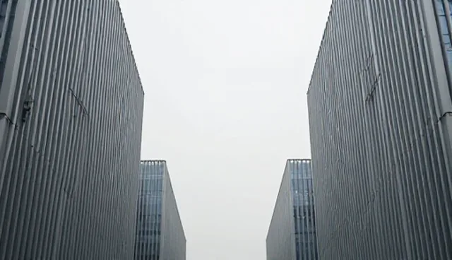 售后支持中产品维护的两种做法对比与取舍
